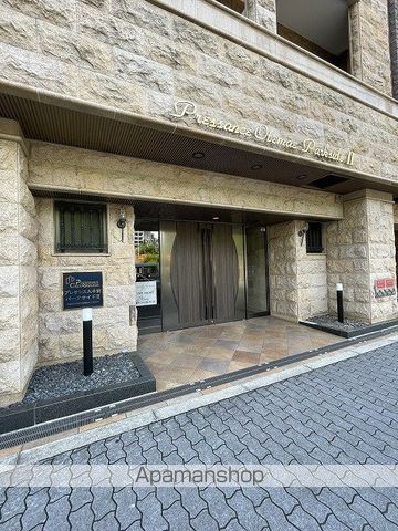 プレサンス大手前パークサイドIIの玄関写真