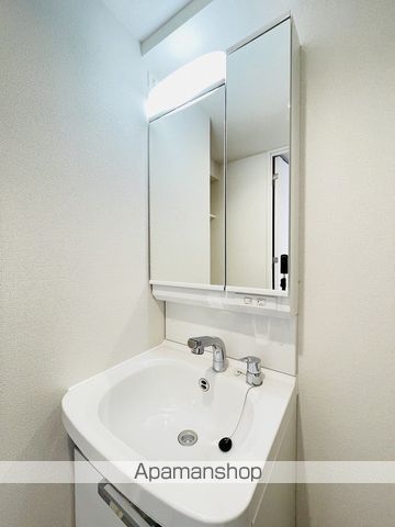 SOLメイクス新栄の内装写真