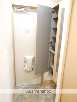 ファヴォーレⅢ[2LDK/54.24m2]の玄関