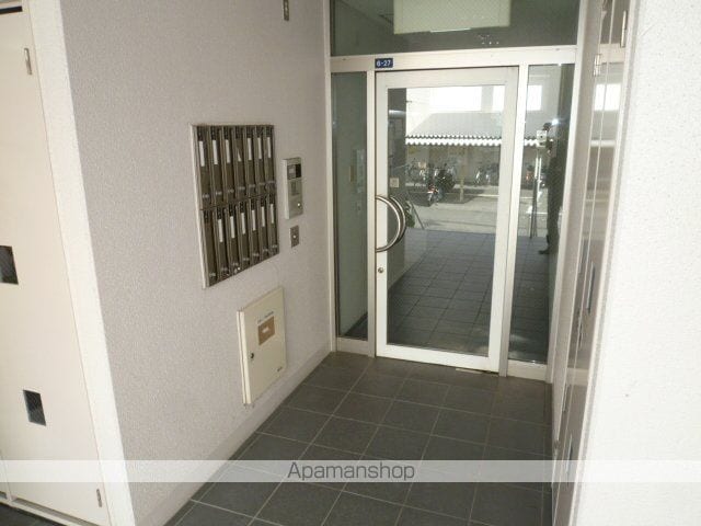 フラット34茨木の玄関写真