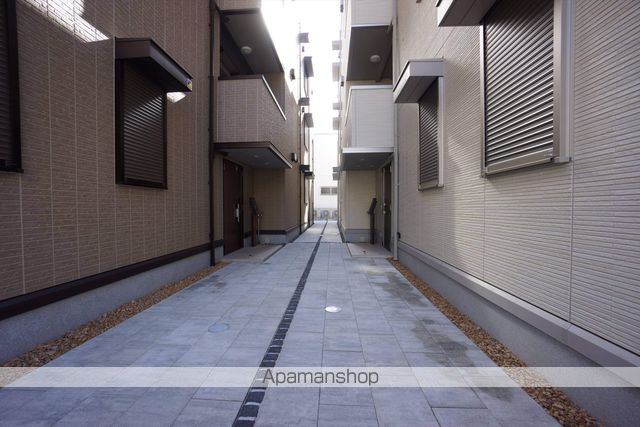 メゾンクレセントII八田の外観写真
