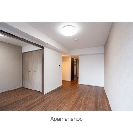 東京都新宿区百人町１丁目[2LDK/44.51m2]のリビング・居間