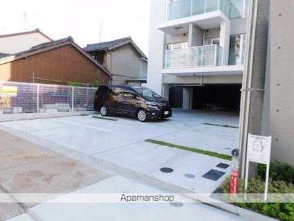 愛知県名古屋市北区柳原４丁目[1R/26.84m2]の駐車場