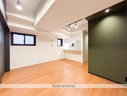 ＺＯＯＭ信濃町[2LDK/51.4m2]のリビング・居間