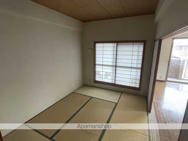 デュープレックス紅葉ヶ丘の内装写真