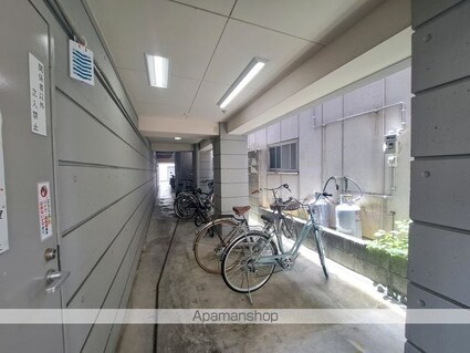 セレナ湊町[1K/37m2]の共用部1