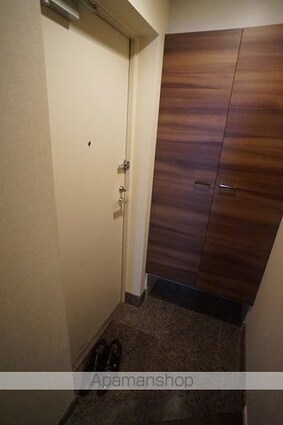 東京都新宿区新宿７丁目[1DK/34.16m2]の玄関