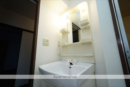 三洋ビル[3LDK/64.8m2]の洗面所