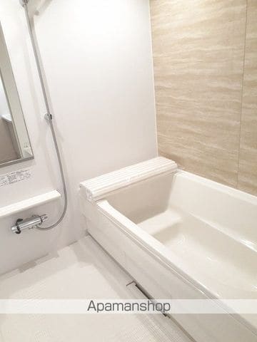 アルバ ファウスト IIの内装写真