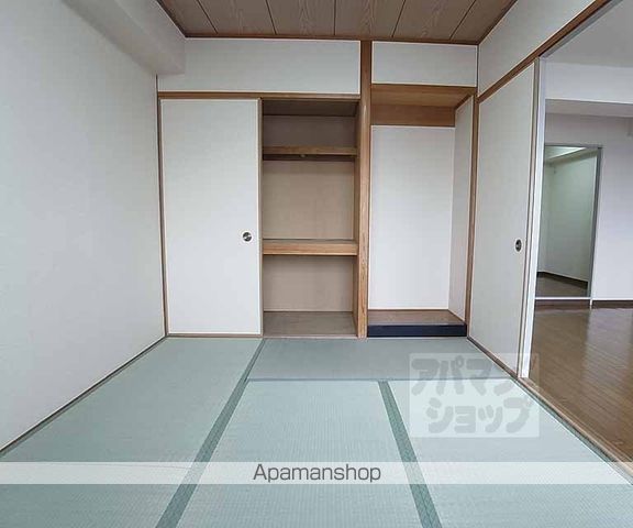 エクラ桂駅前の内装写真