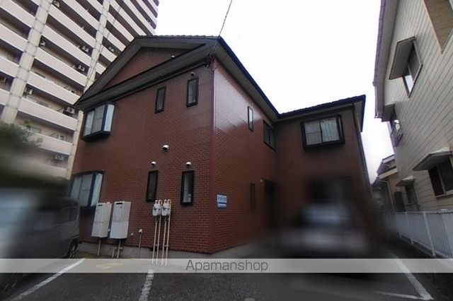 ハイツリモージュ万代の外観写真
