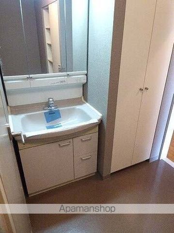 テレパレス船橋三咲B棟の内装写真