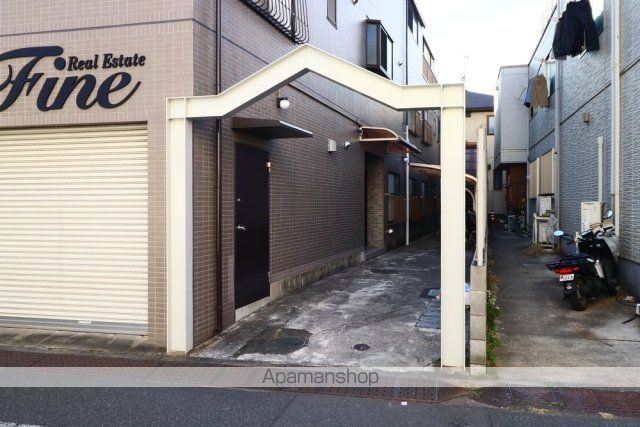 グレイス西落合の玄関写真