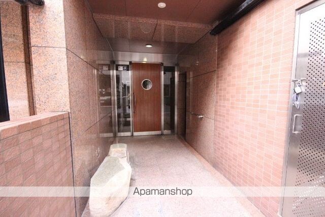 広島県広島市中区十日市町２丁目[3LDK/79.65m2]の共用部3