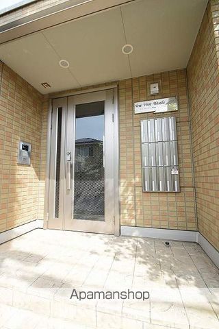 ヴァンヴィーブル早稲田の玄関写真