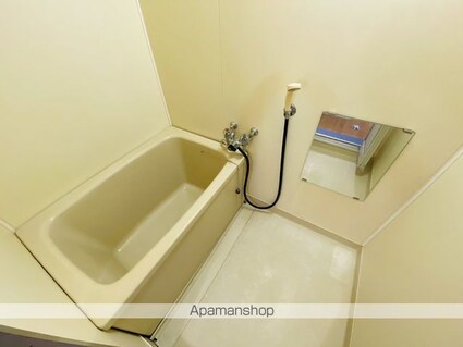 サン・マンション[2LDK/48.57m2]のバス