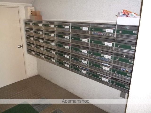 相模原ロイヤルハイツの玄関写真