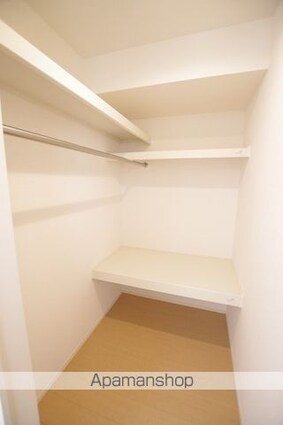 ホワイト　バード　Ⅱ　Ａ棟[1LDK/43.74m2]の収納