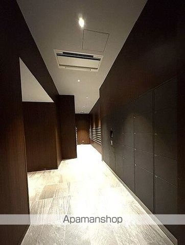 北浜ミッドタワーの内装写真