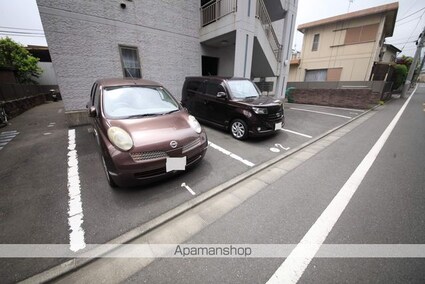 プリマヴェーラ狭間[2K/37.74m2]の駐車場