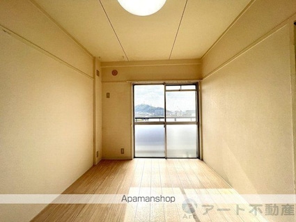 アルト堀江　４号棟[1LDK/38.16m2]のリビング・居間