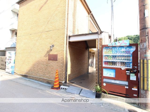 シャルム枚方の玄関写真