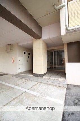 岡山県岡山市北区北長瀬表町２丁目[1DK/32.14m2]のエントランス4