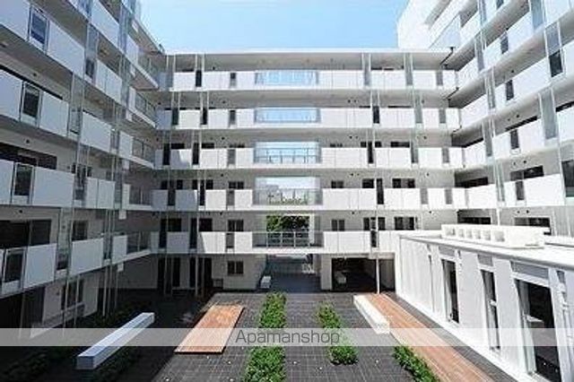 PRIME URBAN 東中野 COURTの玄関写真