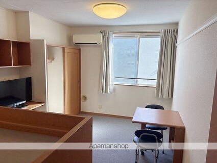 レオパレスメイプルコートⅡ号館[1K/28.02m2]のリビング・居間