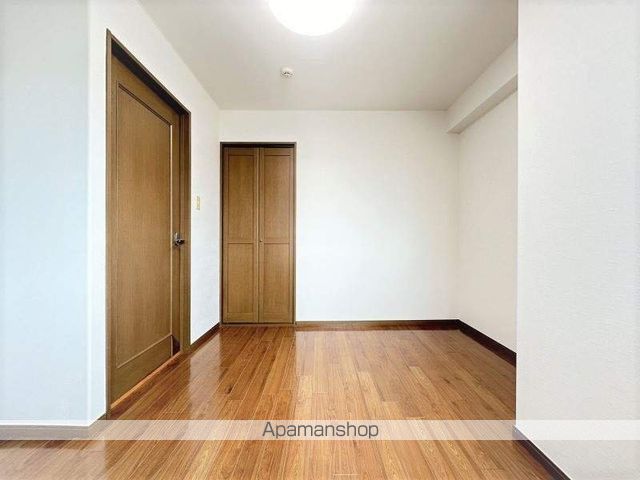 ロイヤルシティ弐番館の内装写真