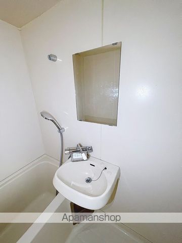 ハイツこやま峰 2号棟の内装写真