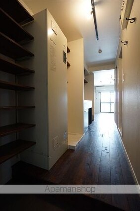 ヴァンヴェール名古屋[1K/24.94m2]の玄関