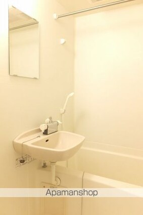 レオパレステイラウンジ[1K/19.87m2]のバス