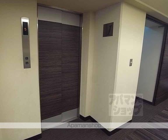森マンションの玄関写真