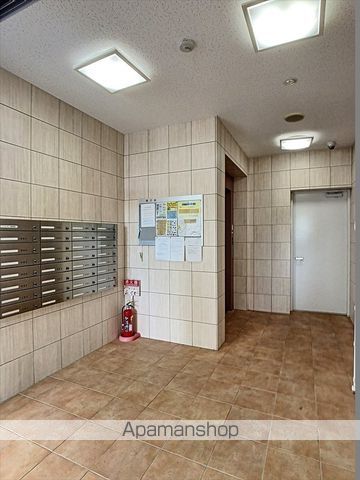 Vets U BLDの玄関写真