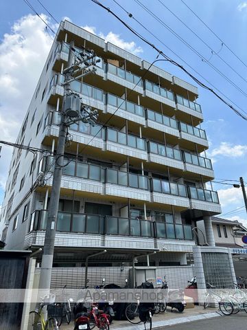 クリスタル長居