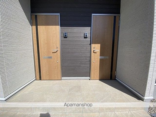 オーシャンコート姫路A棟の玄関写真