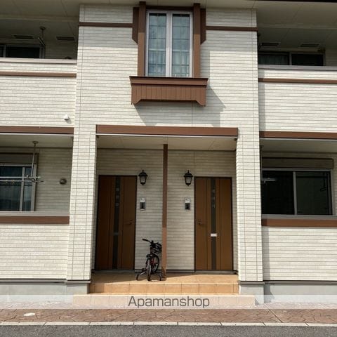 ジョイ アルミュール Cの玄関写真