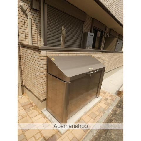 カーサ マルフィールの玄関写真