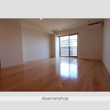 ミレニアムガーデンコート[2LDK/83.11m2]のリビング・居間1