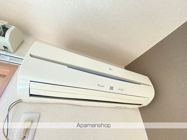 ラルジュ 福岡屋 B棟の内装写真