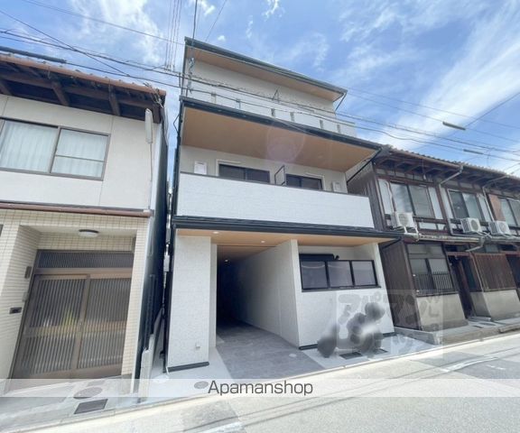 アドバンスコート四条堀川IIの外観写真