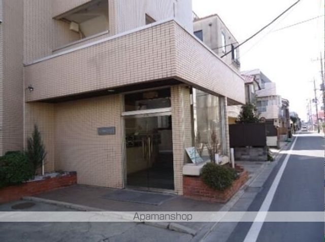 ローヤル国立マンションの玄関写真