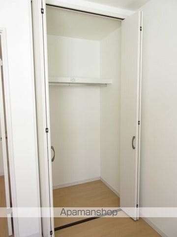 静岡市葵区 2階建 築16年の内装写真