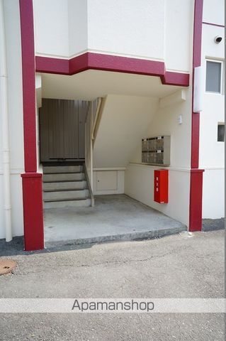 グリーンハイツ萩丘Bの玄関写真