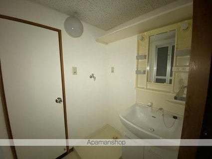 香川県高松市茜町[3LDK/70.02m2]の洗面所