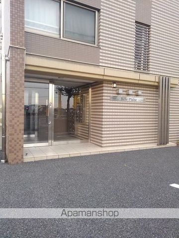 ベルプレーヌの玄関写真