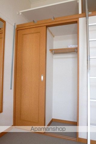 レオパレスプラテリーアIの内装写真