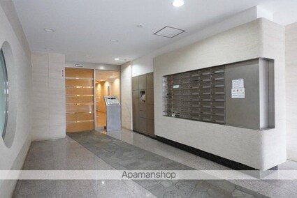 スカイコートヌーベル巣鴨[1K/25.57m2]のエントランス1