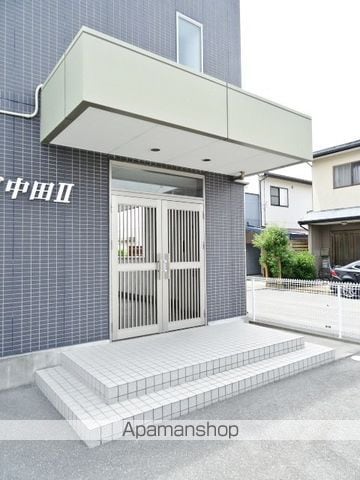 パークサイド中田IIの玄関写真